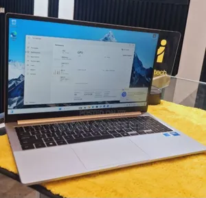 Photo - New Laptop Samsung Galaxy Book4 16GB Intel Core I7 SSD 512GB