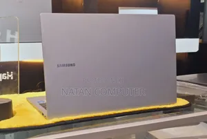 New Laptop Samsung Galaxy Book4 16GB Intel Core I7 SSD 512GB