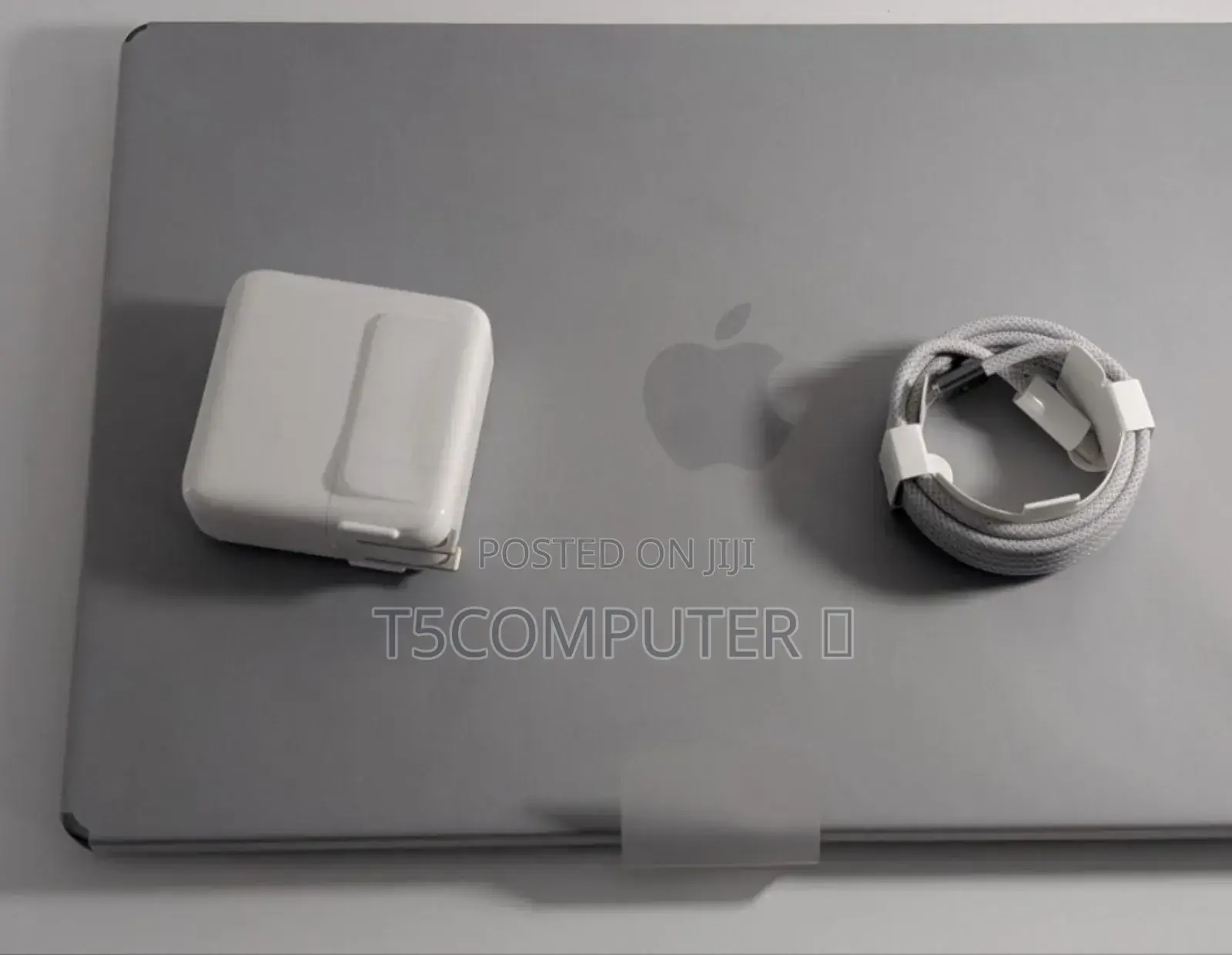 New Laptop Apple MacBook Pro 2023 M3 14-Inch 8GB Apple M3 SSD 512GB