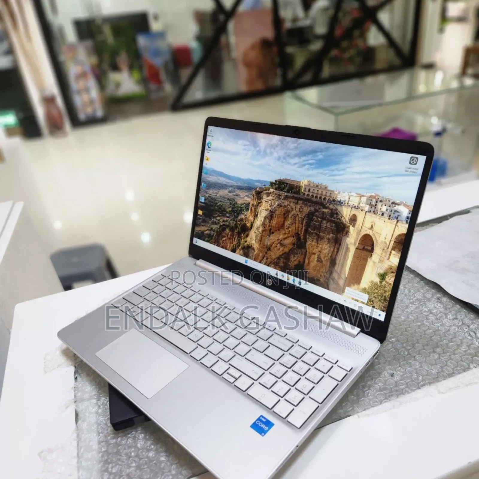 New Laptop HP EliteBook 840 16GB Intel Core I5 SSD 512GB