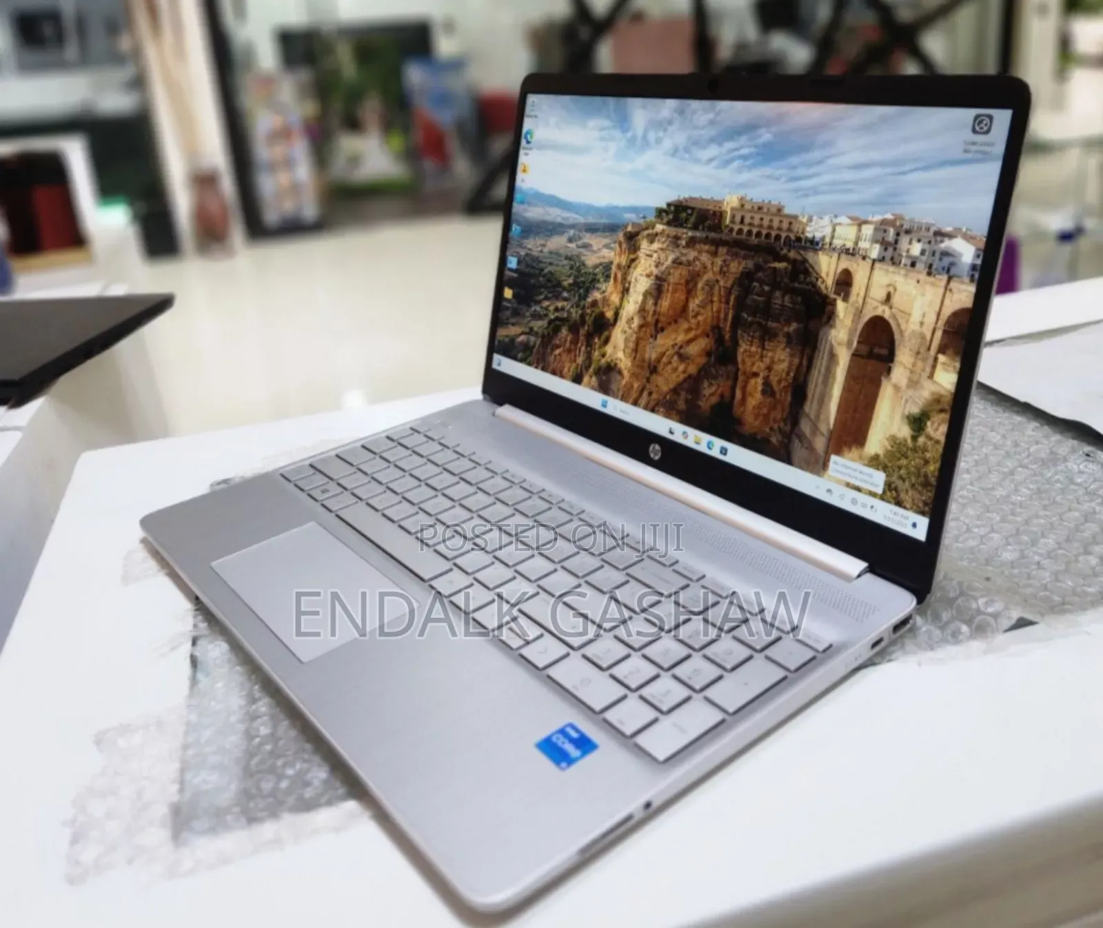 New Laptop HP EliteBook 840 16GB Intel Core I5 SSD 512GB