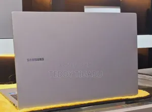 New Laptop Samsung Chromebook 3 11 16GB Intel Core I7 SSD 512GB