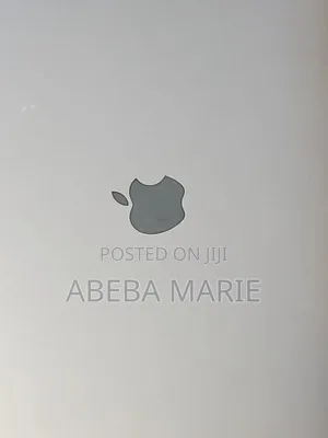 New Laptop Apple MacBook Pro 2022 M2 8GB Apple M2 SSD 256GB