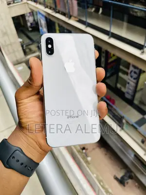 Apple iPhone X 256 GB White