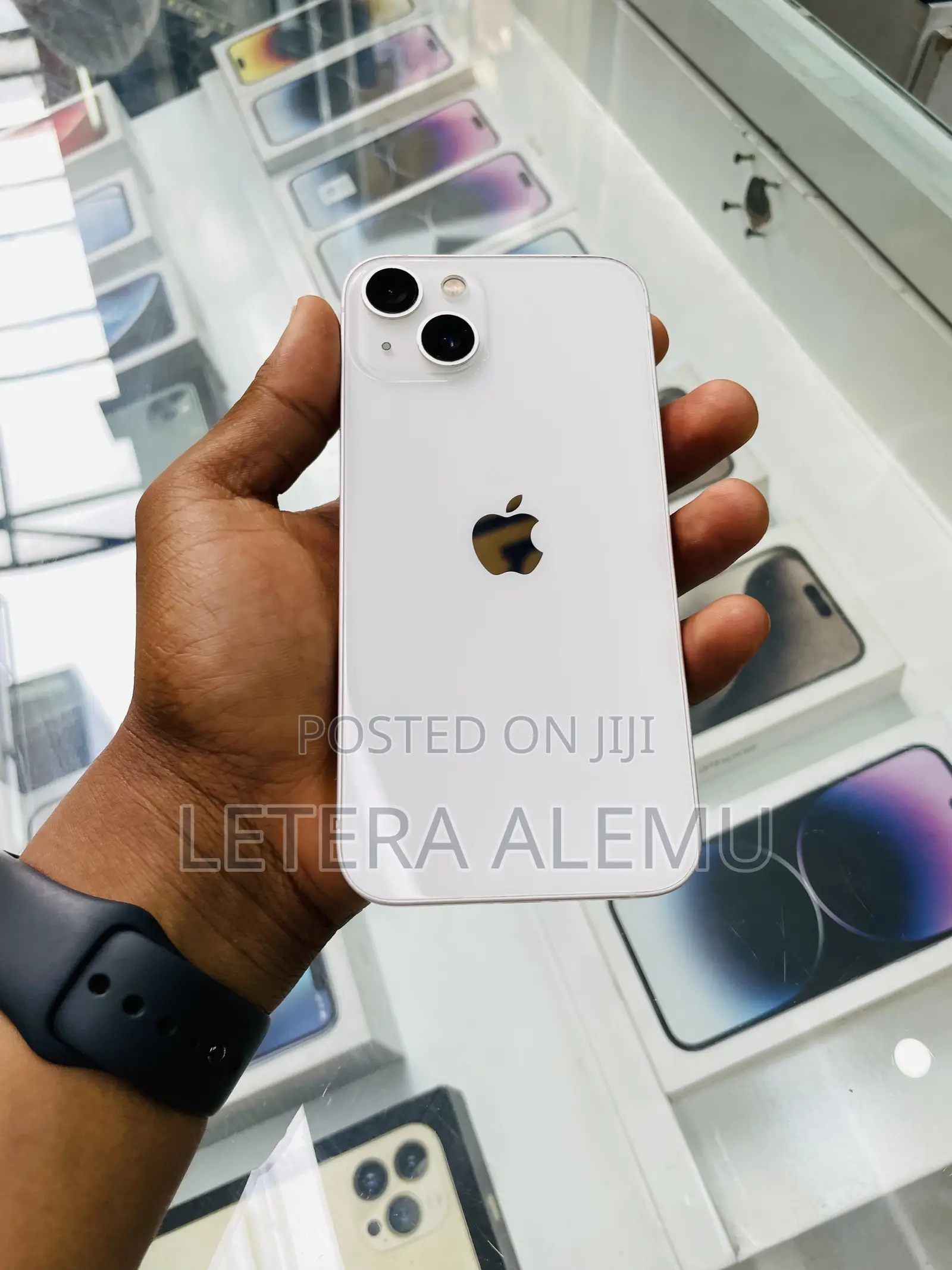 New Apple iPhone 13 128 GB White