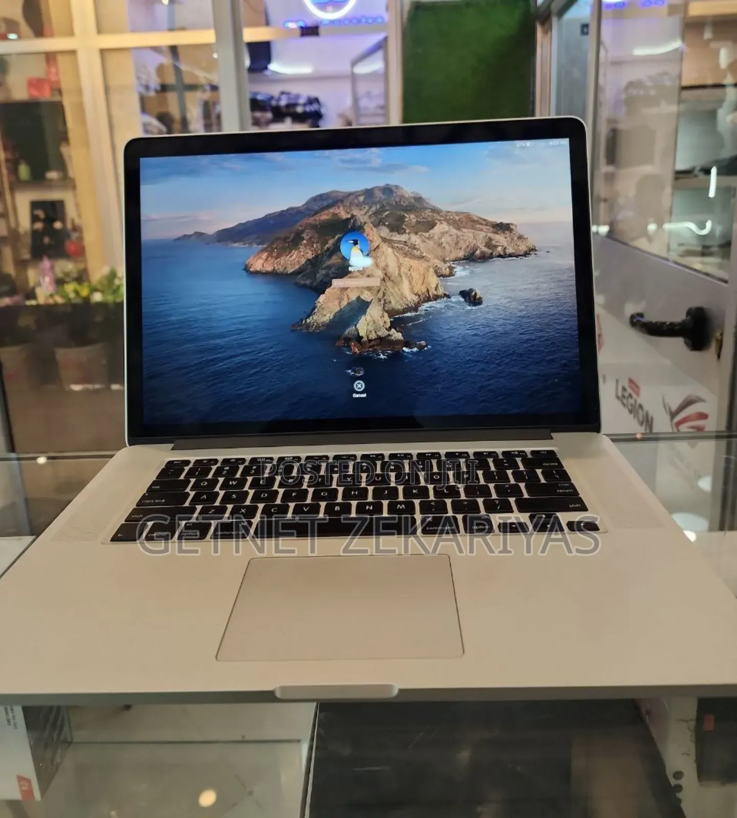 New Laptop Apple MacBook Pro 2011 8GB Intel Core I5 SSD 320GB