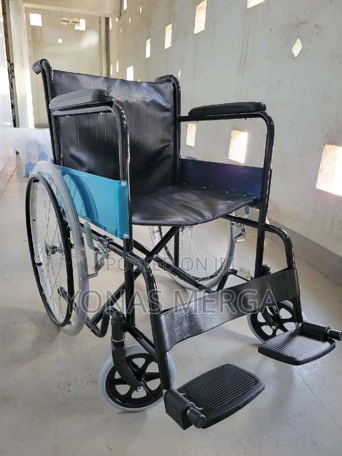 Normal Wheelchair፭侃large Wheels Thick Cushion Lightweight