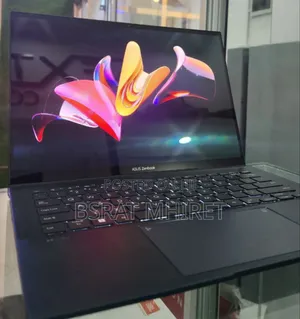 New Laptop Asus ZenBook 13 UX331UN 16GB Intel Core I7 SSD 512GB