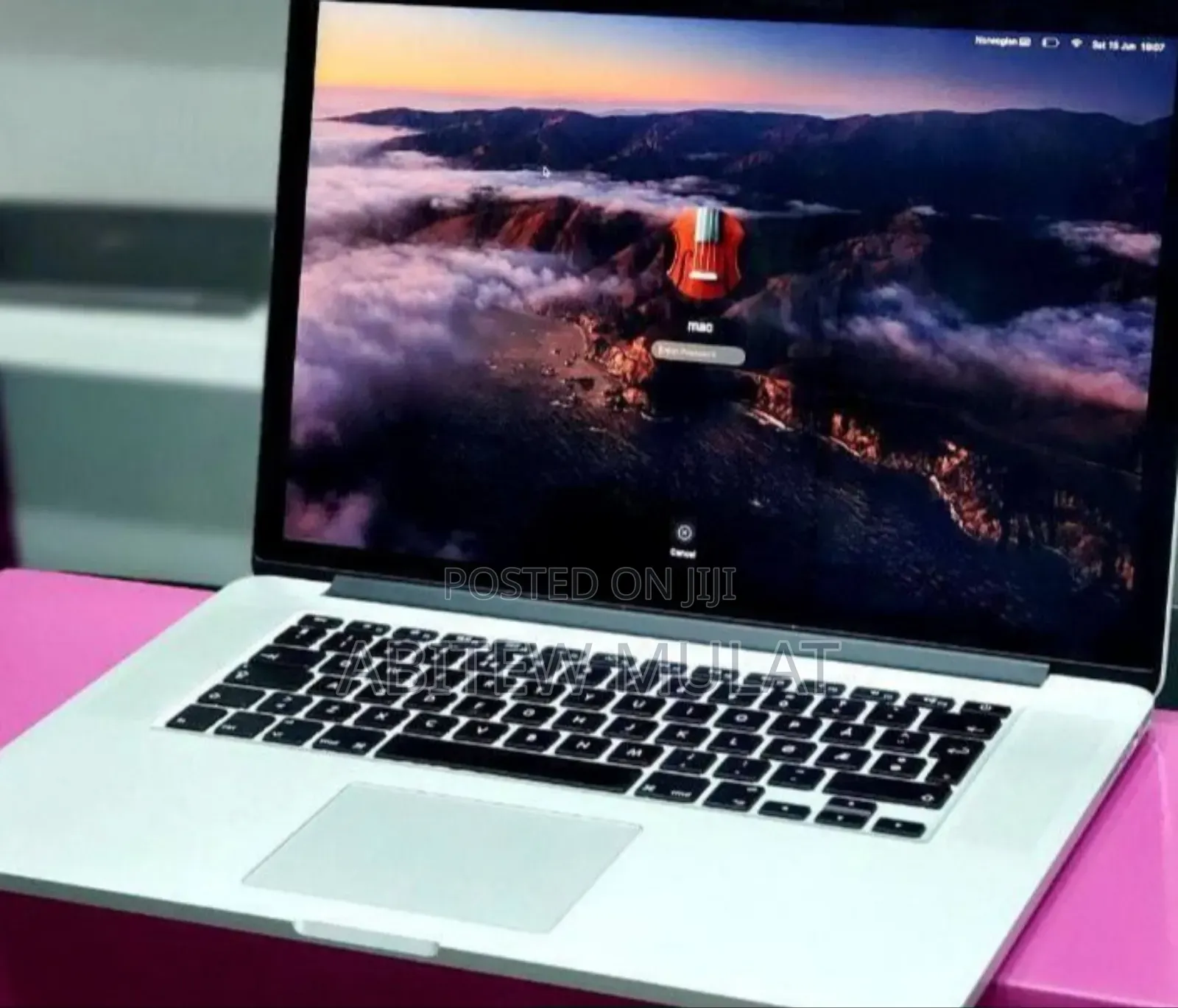 New Laptop Apple MacBook Pro 2015 16GB Intel Core I7 SSD 256GB