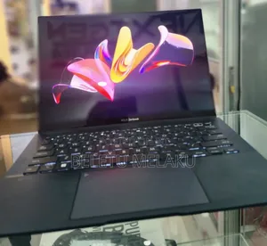 New Laptop Asus 16GB Intel Core I7 SSD 512GB