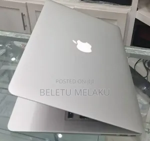 New Laptop Apple MacBook Air 2017 8GB Intel Core I7 SSD 128GB