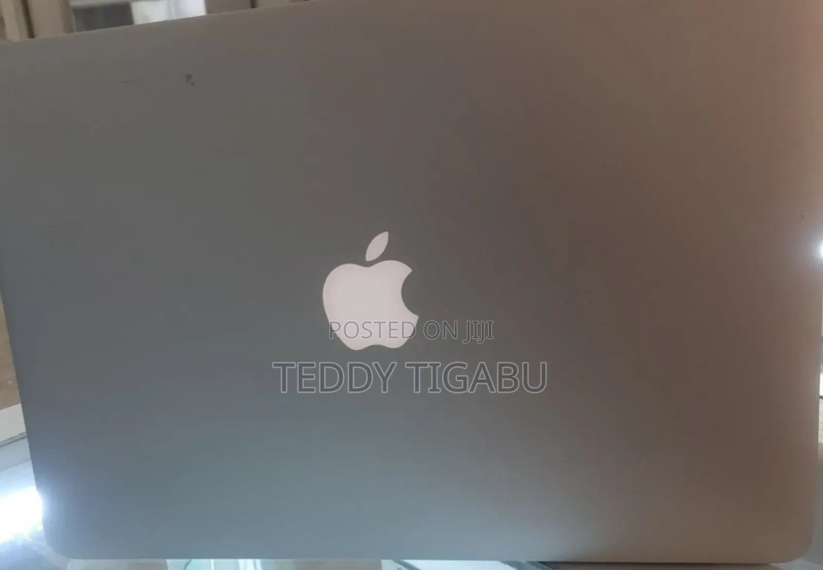 New Laptop Apple MacBook Air 8GB Intel Core I7 SSD 128GB