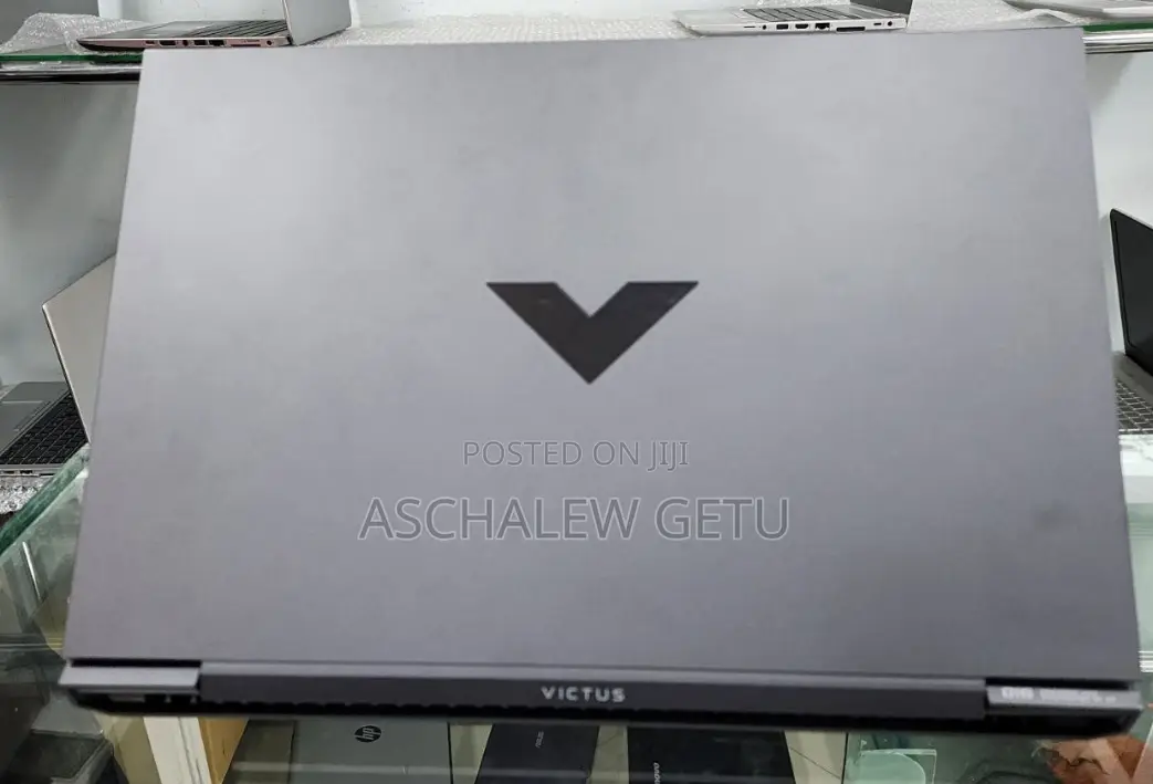 New Laptop HP Victus 15 16GB Intel Core I7 SSD 512GB