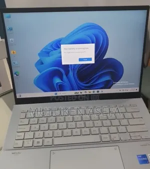 New Laptop Asus ZenBook UX303UA 16GB Intel Core I7 SSD 1T