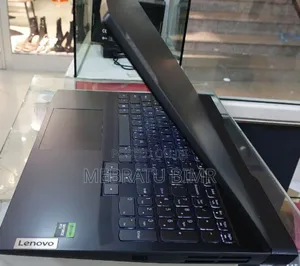 New Laptop Lenovo LOQ 15ARP9 16GB AMD Ryzen 5 SSD 512GB