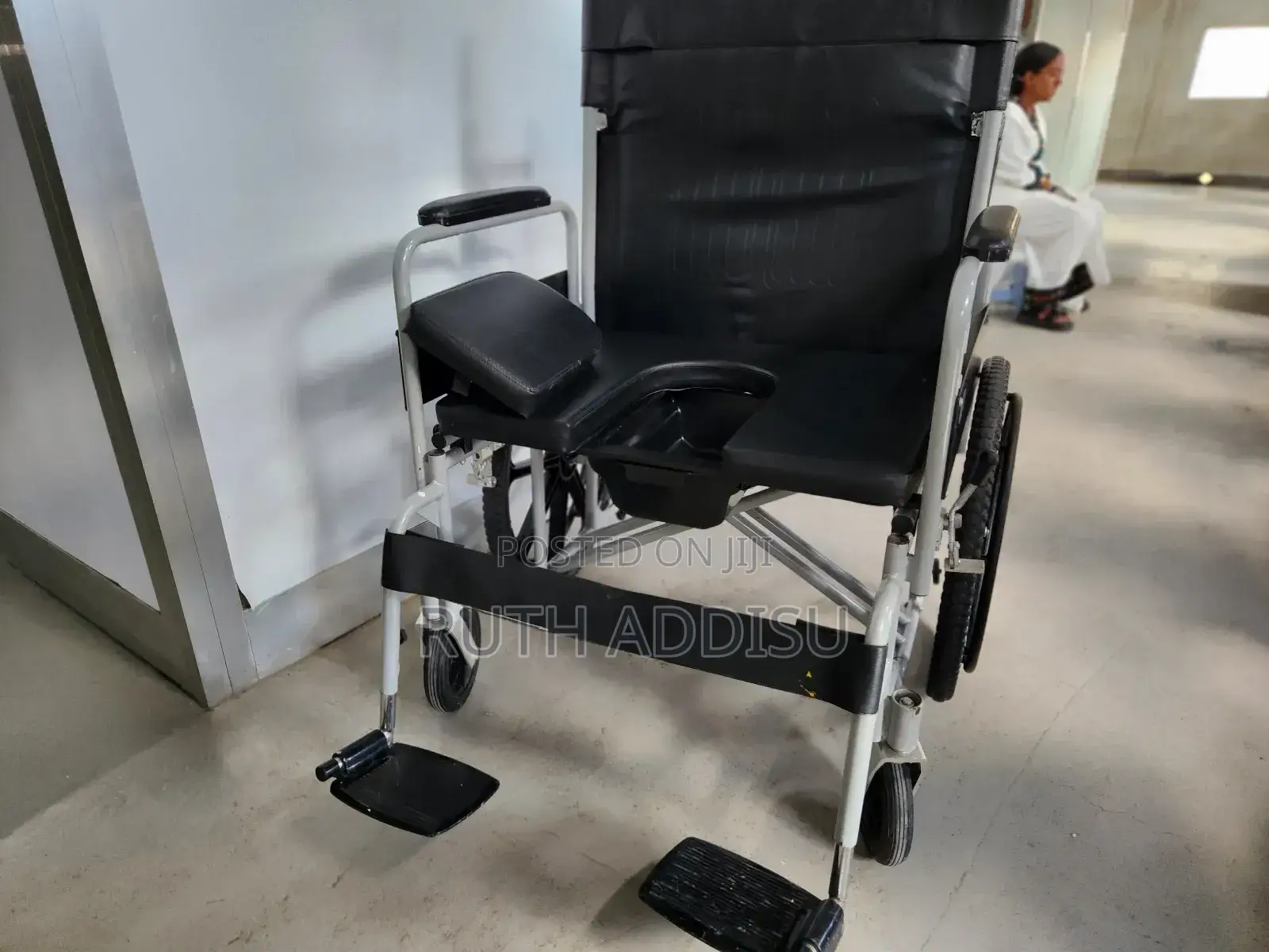 Wheelchair的遊wheelchair區它wheelchair買下wheelchair曰:Wheelchair