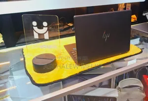 Photo - New Laptop HP Spectre 13 16GB Intel Core I7 SSD 512GB