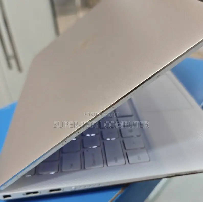 New Laptop Dell XPS 13 8GB Intel Core I7 SSD 512GB