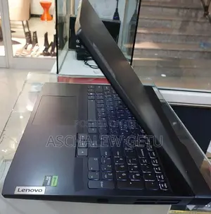 New Laptop Lenovo LOQ 15ARP9 16GB AMD Ryzen 5 SSD 512GB