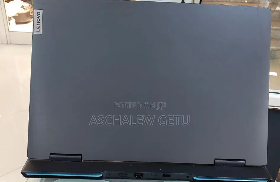 New Laptop Lenovo LOQ 15ARP9 16GB AMD Ryzen 5 SSD 512GB