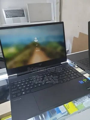 New Laptop HP Victus 15 16GB Intel Core I7 SSD 1T