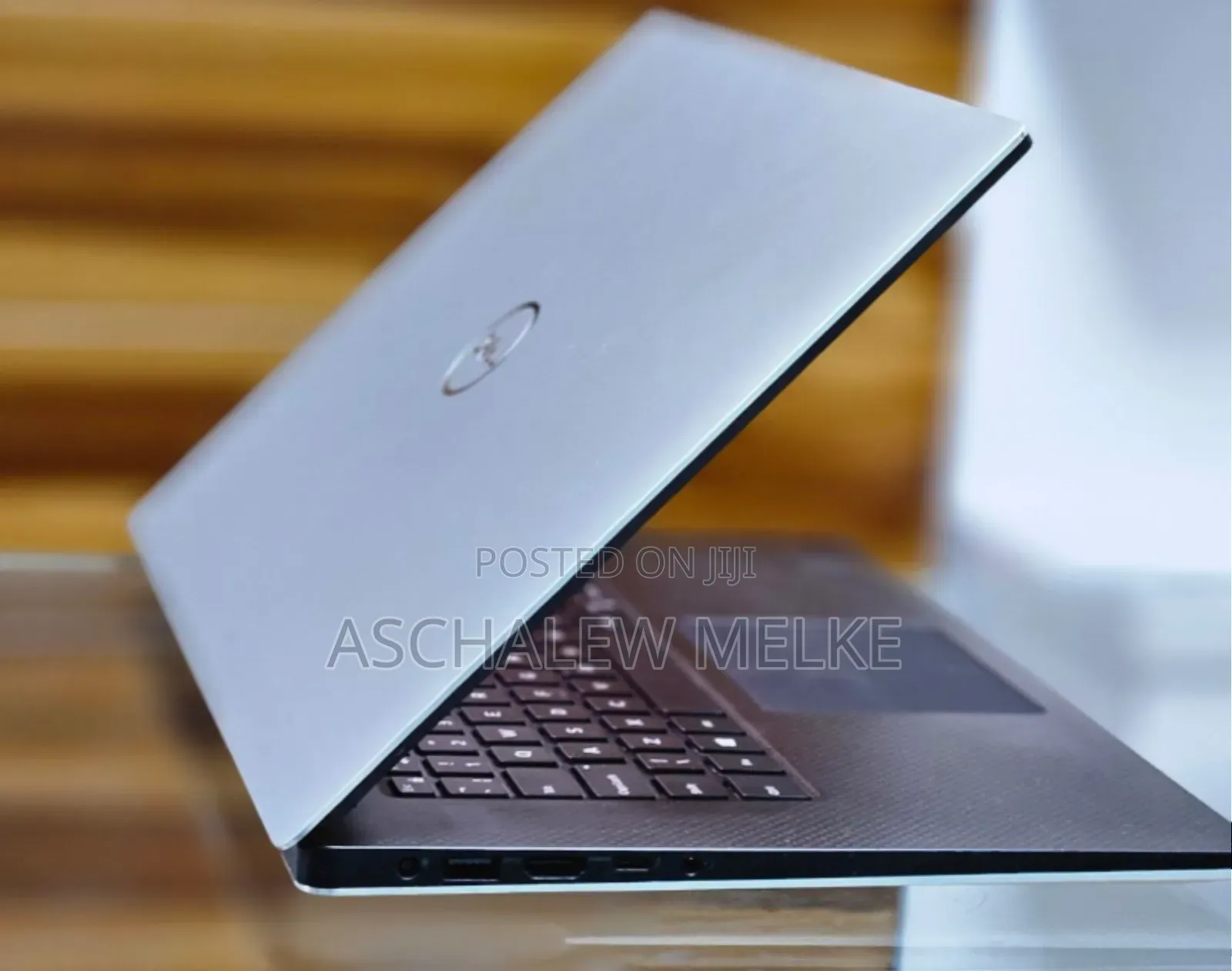 New Laptop Dell XPS 15 16GB Intel Core I7 SSD 512GB