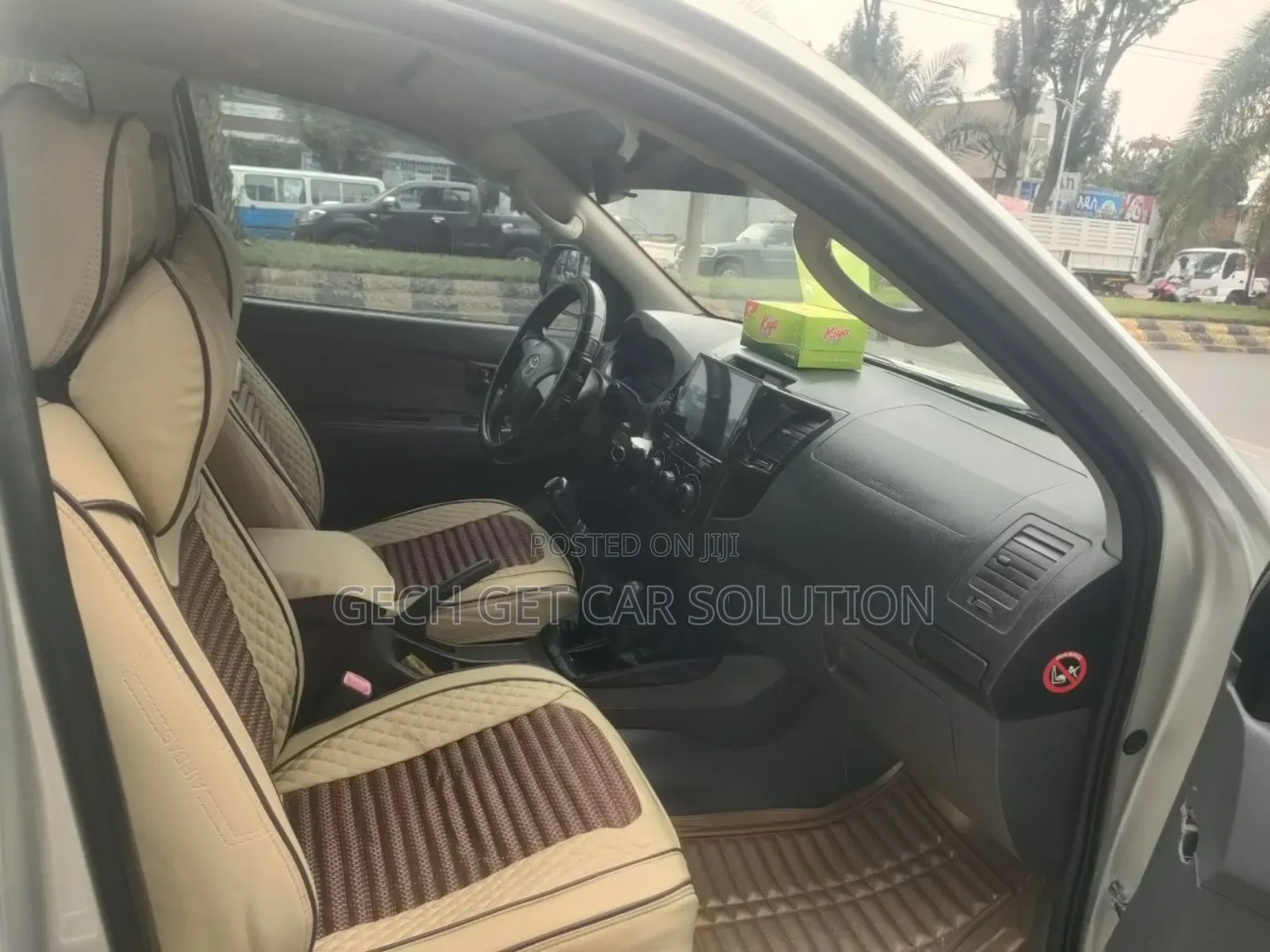 Toyota Hilux 2015 Gold