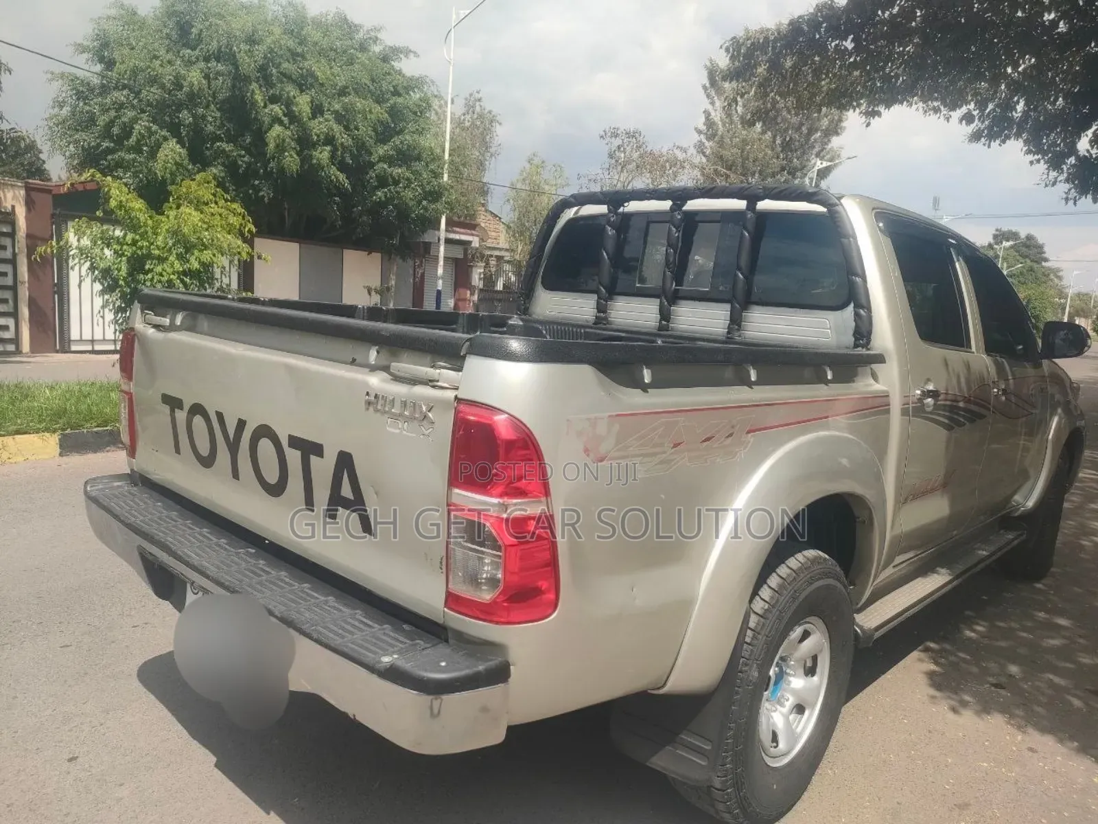 Toyota Hilux 2015 Gold