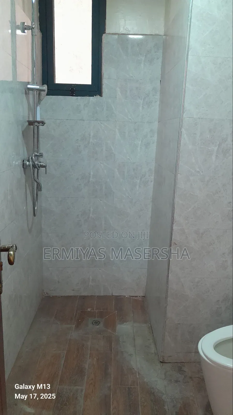 Furnished 3bdrm Apartment in Yeka for sale