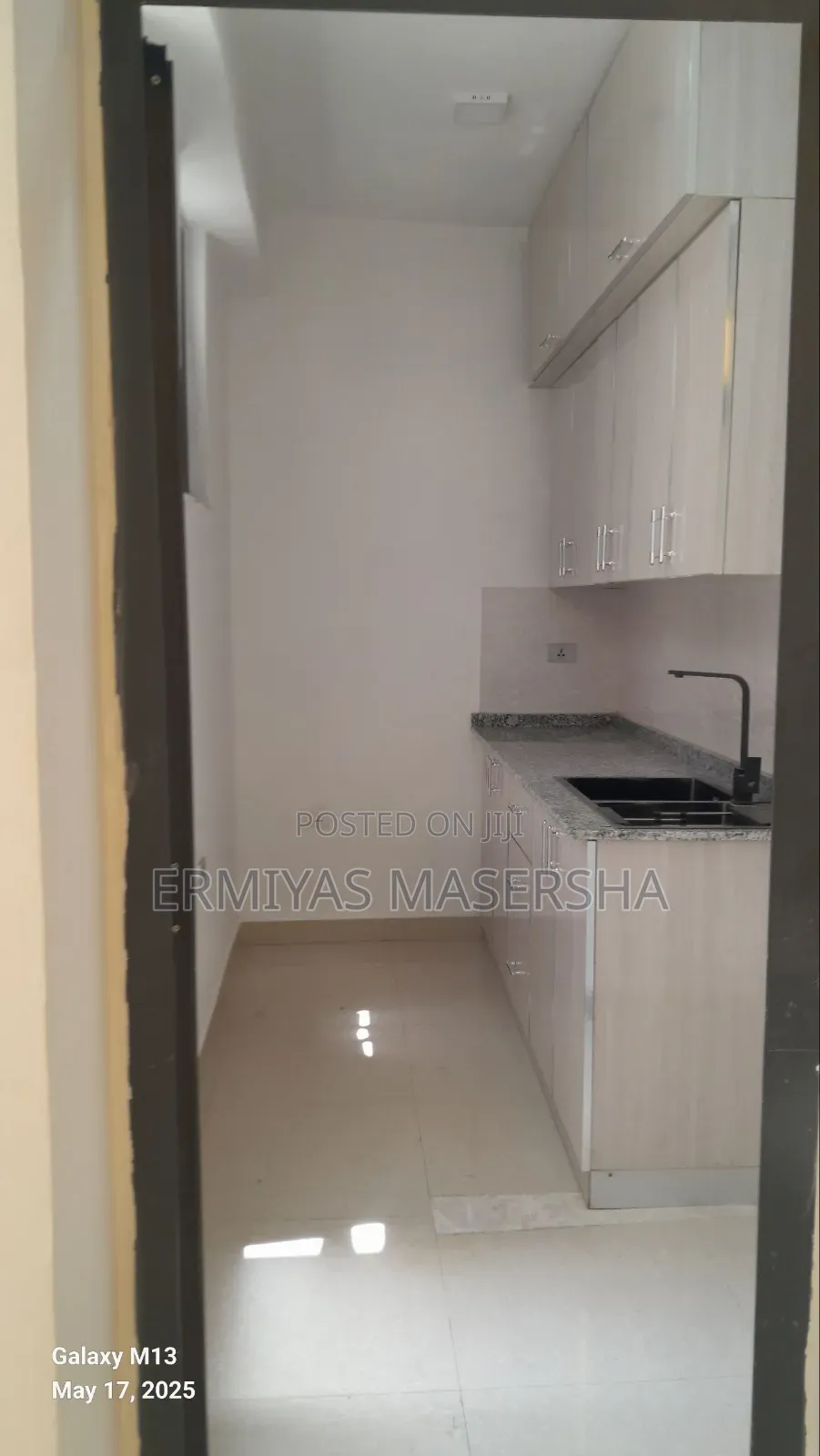 Furnished 3bdrm Apartment in Yeka for sale