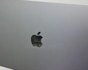 New Laptop Apple MacBook Air 8GB Intel Core I7 SSD 250GB