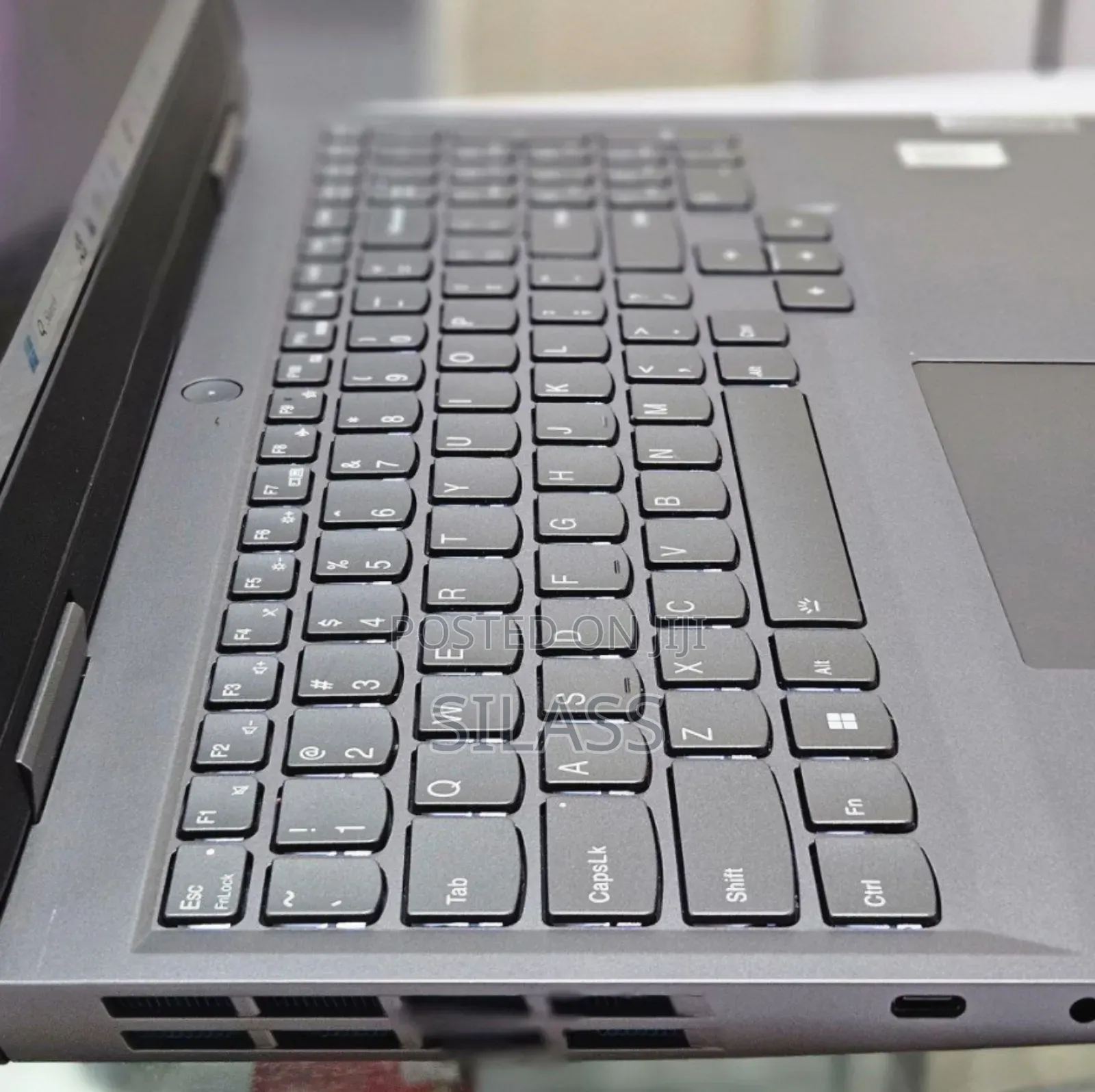 New Laptop Lenovo LOQ 15ARP9 16GB AMD Ryzen 7 SSD 512GB