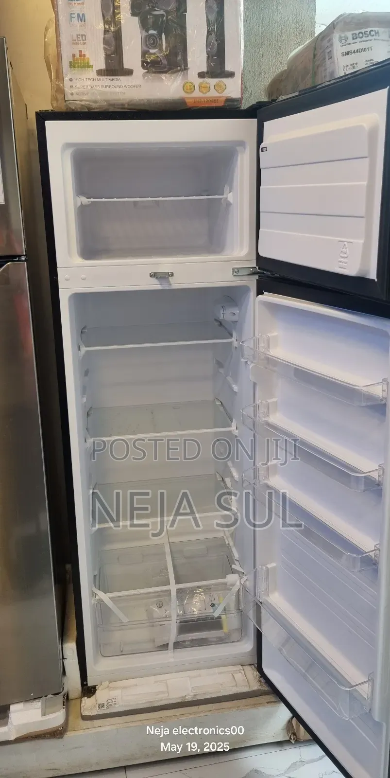 Midea Refrigerator 235l Freestanding for in Free Deliver