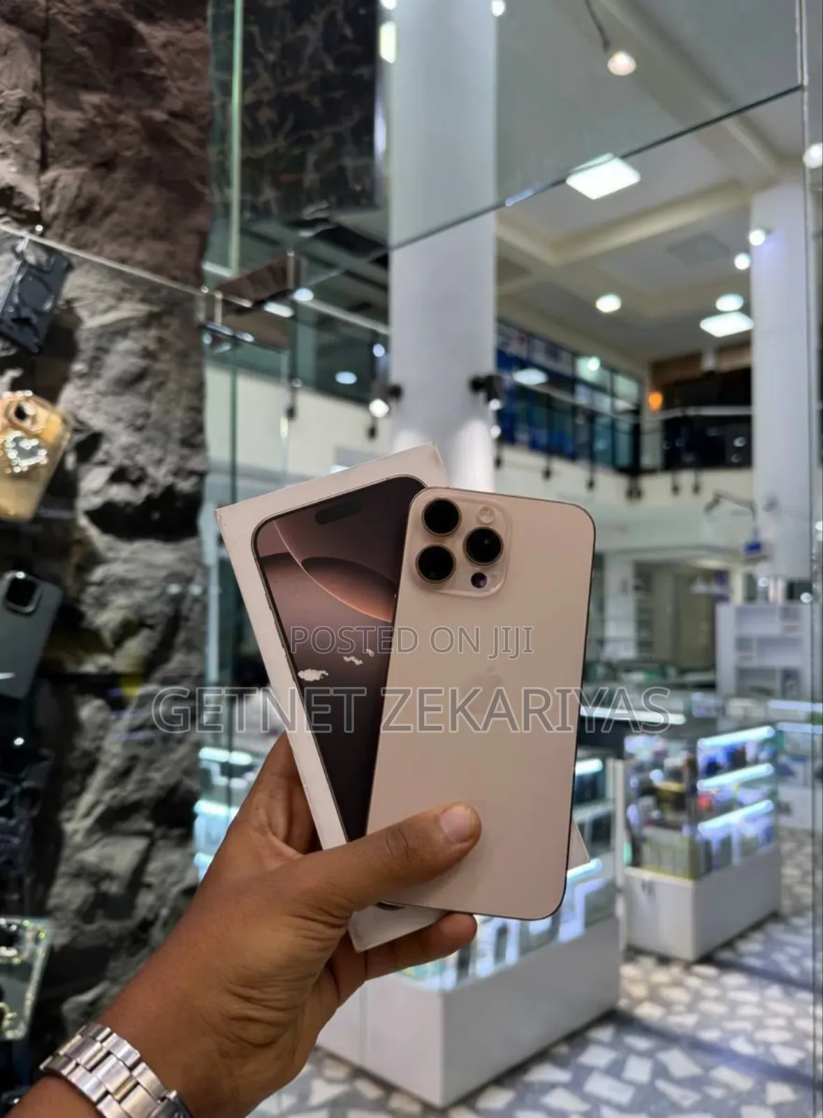 New Apple iPhone 16 Pro Max 256 GB