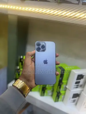 Photo - Apple iPhone 13 Pro Max 128 GB Gray