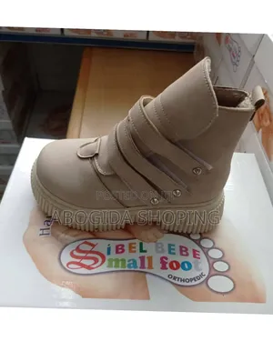 Kids' Orthopedic Boots