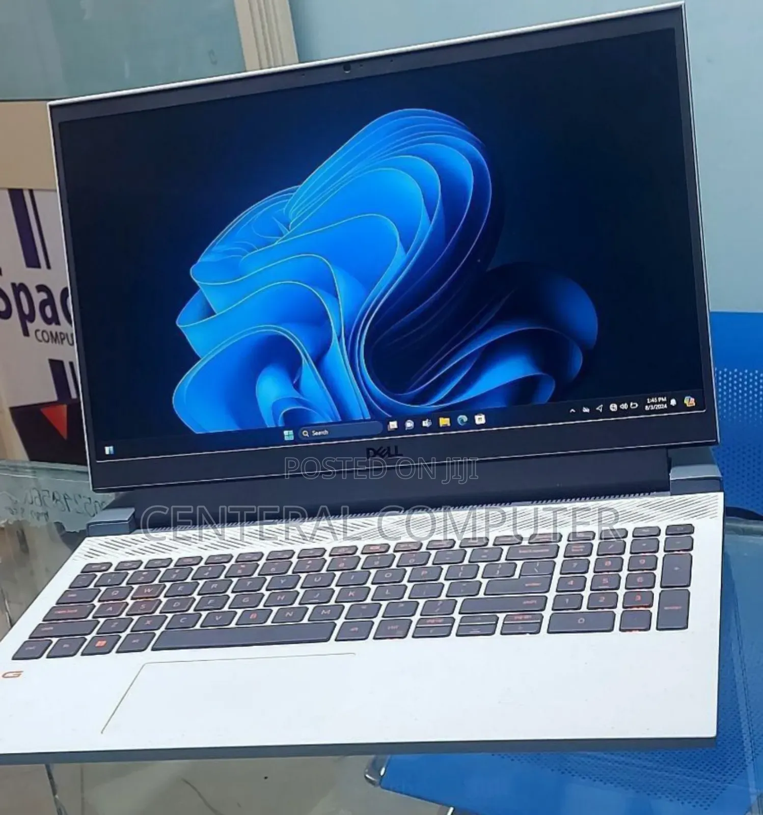 New Laptop Dell G15 5535 16GB AMD Ryzen 5 SSD 512GB