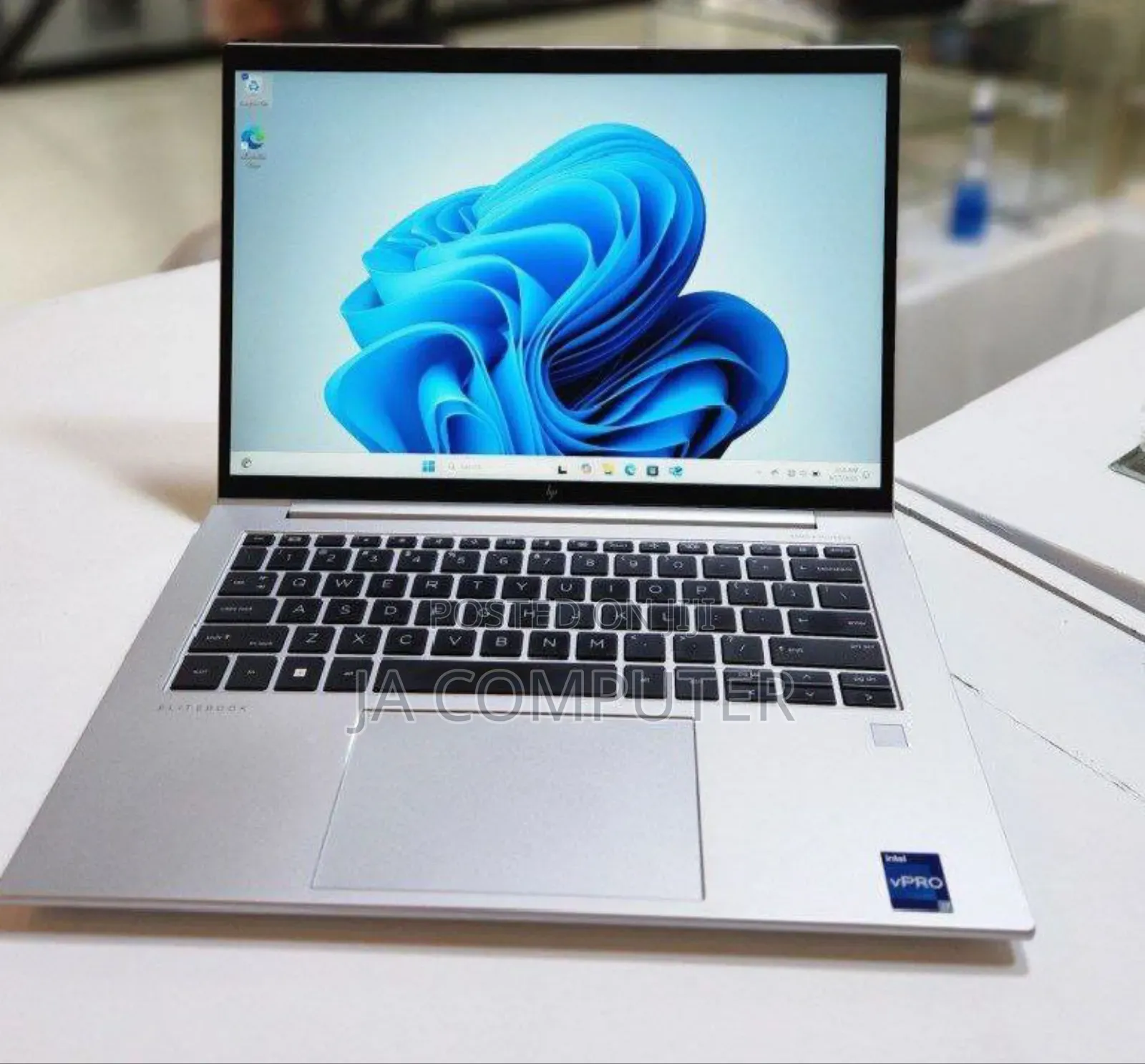 New Laptop HP EliteBook 840 16GB Intel Core I7 SSD 512GB