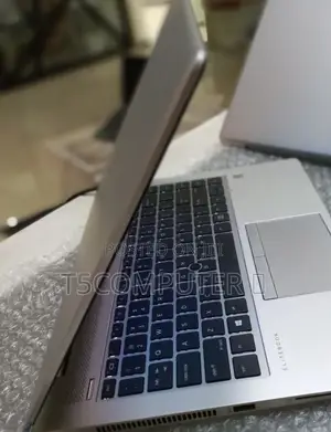 Photo - New Laptop HP EliteBook 830 G5 16GB Intel Core I7 SSD 512GB