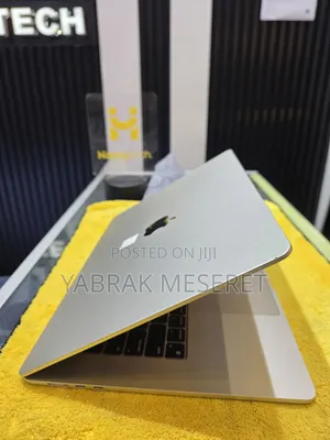 New Laptop Apple MacBook Air 2024 M3 15-Inch 16GB Apple M3 SSD 512GB