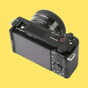Sony Alpha Zv-E10 Mirrorless Camera | Vlogging | Aps-C |