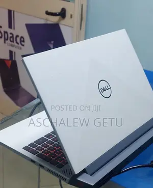 New Laptop Dell G15 5511 16GB AMD Ryzen 5 SSD 512GB