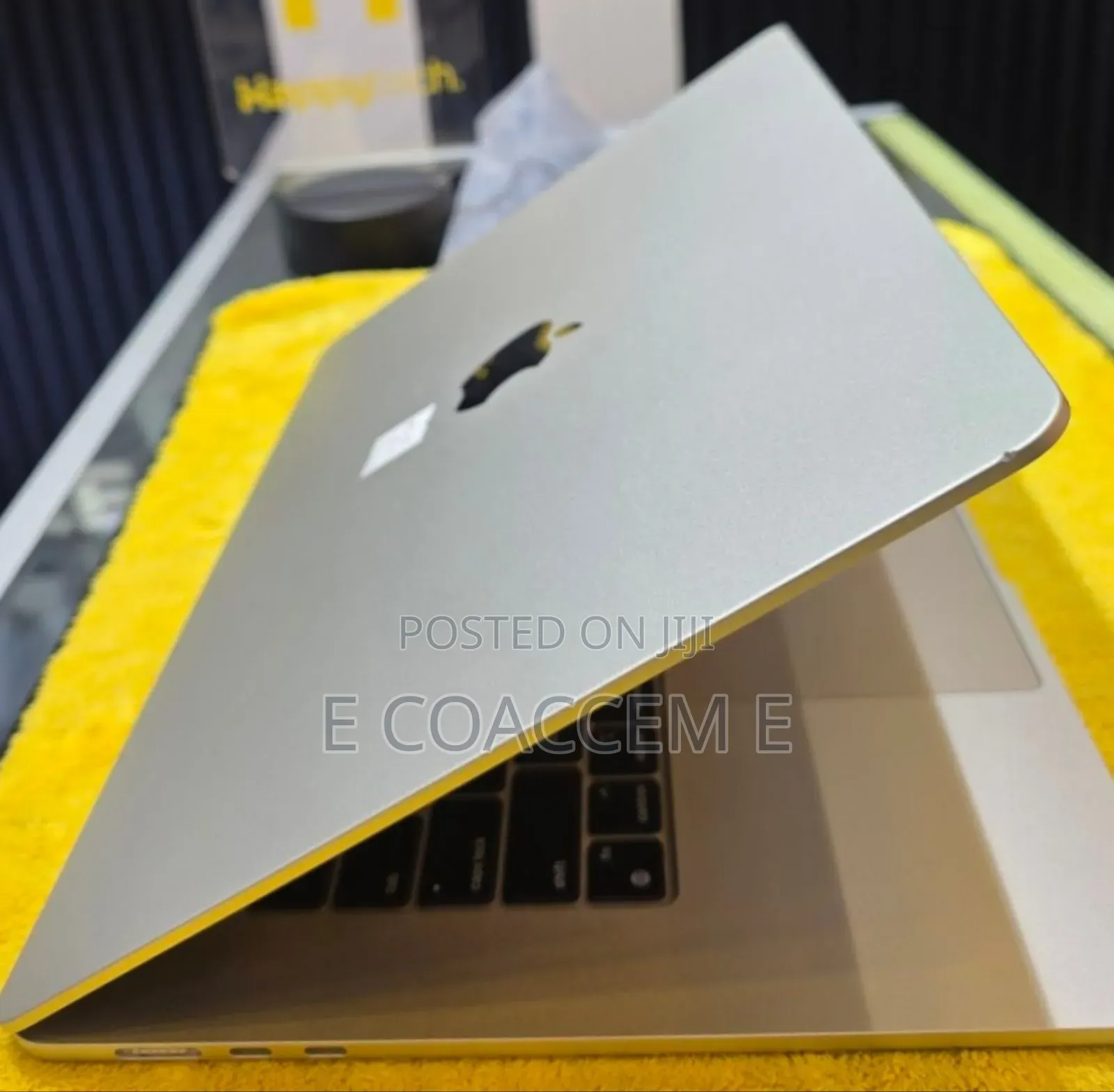 New Laptop Apple MacBook 16GB Apple M3 SSD 512GB