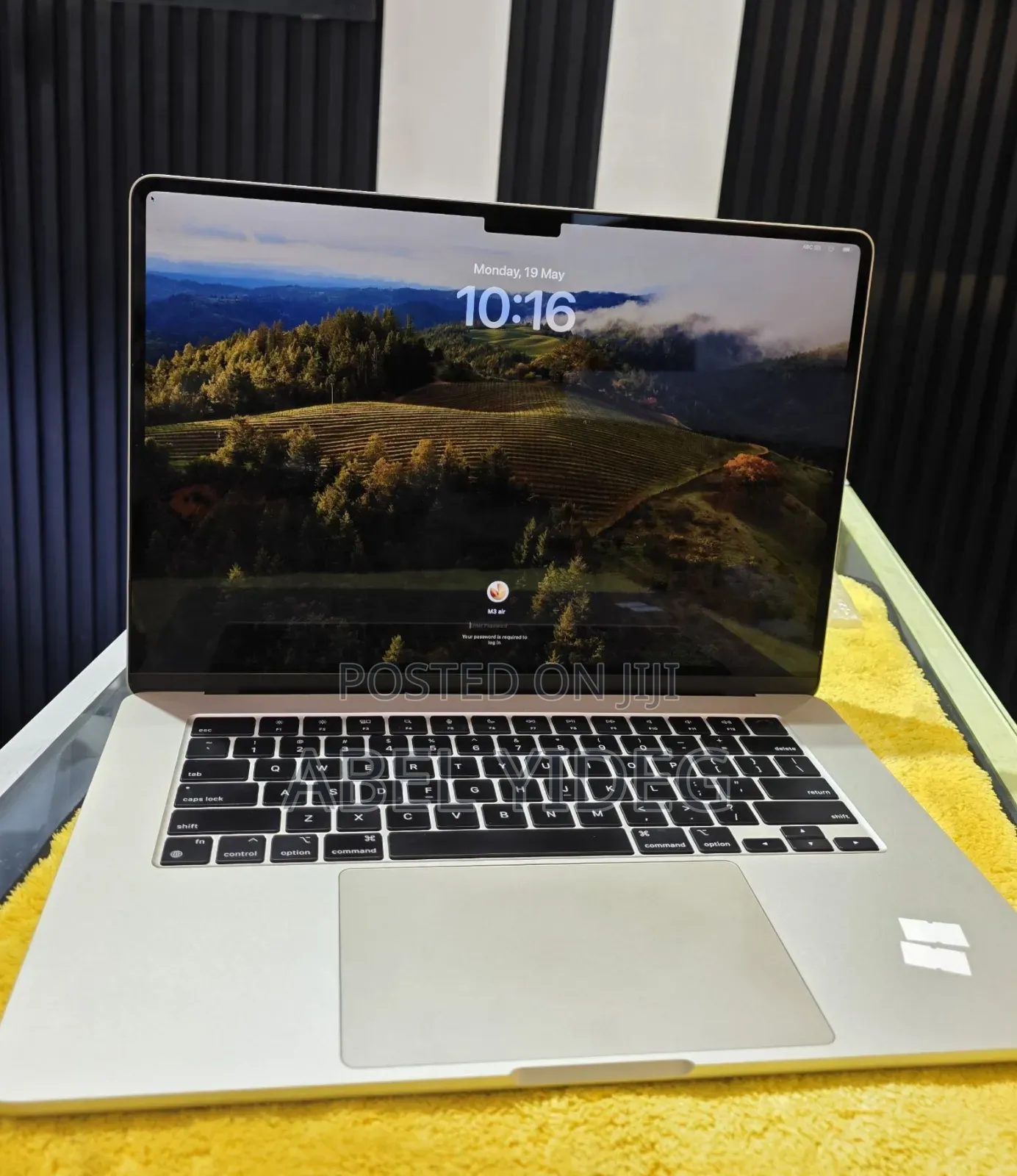 New Laptop Apple MacBook Air 16GB SSD 512GB