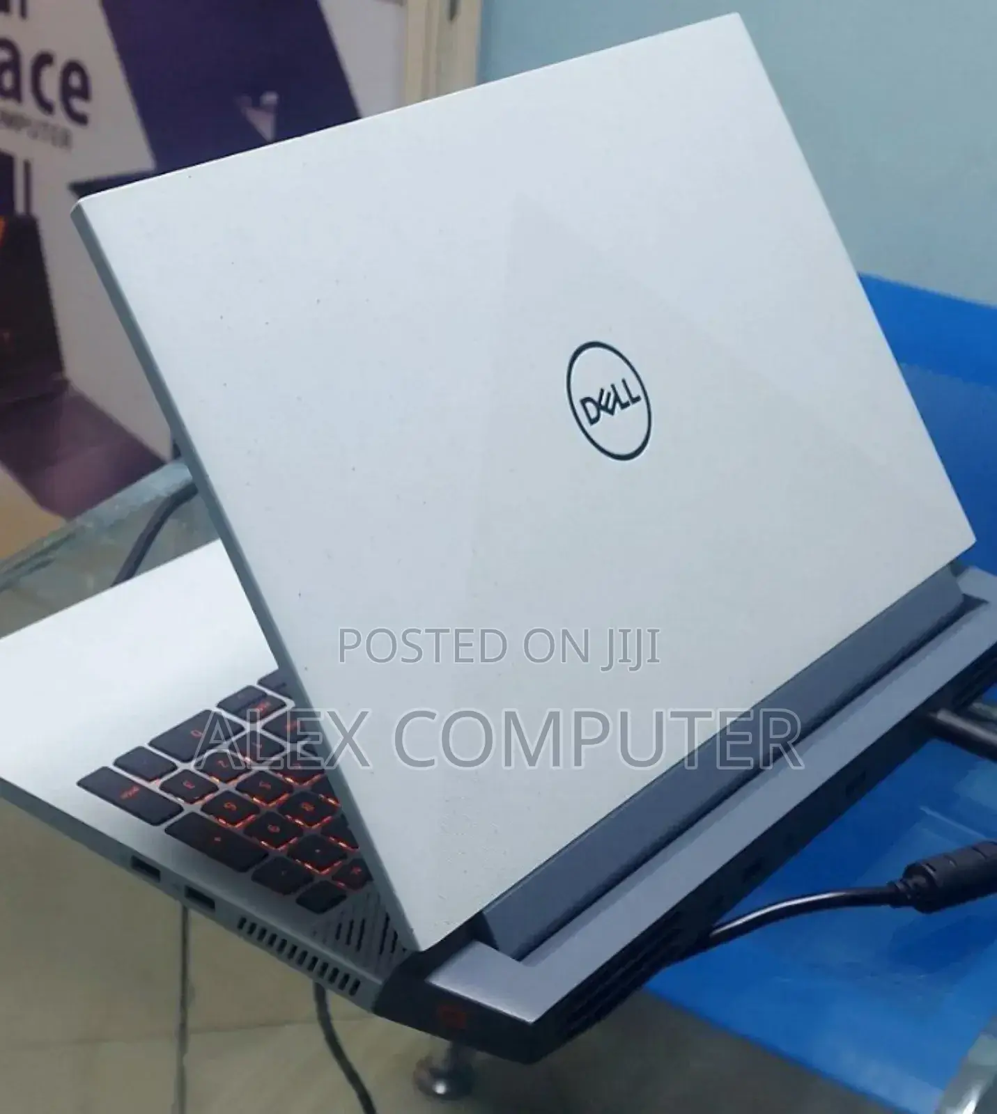 New Laptop Dell G15 5511 16GB AMD Ryzen 5 SSD 512GB