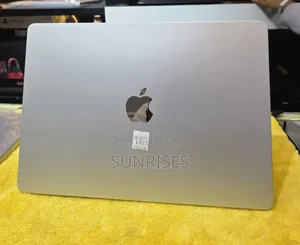 New Laptop Apple MacBook Air 2024 M3 15-Inch 16GB Apple M3 SSD 512GB