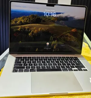 New Laptop Apple MacBook Air 2023 M2 16GB Apple M3 SSD 512GB