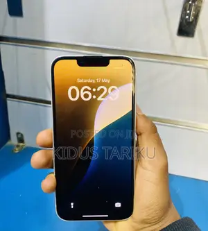 Apple iPhone 13 128 GB White