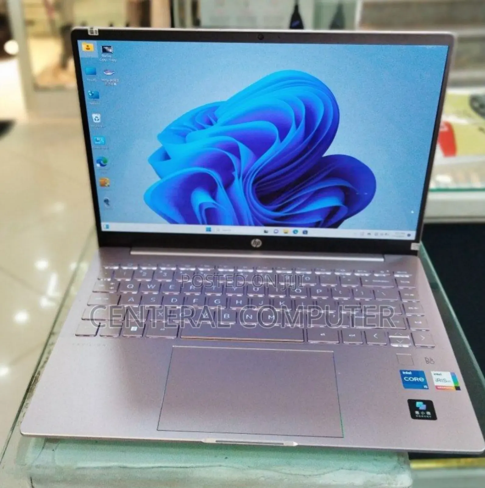 New Laptop HP Pavilion 10 16GB Intel Core I5 SSD 512GB