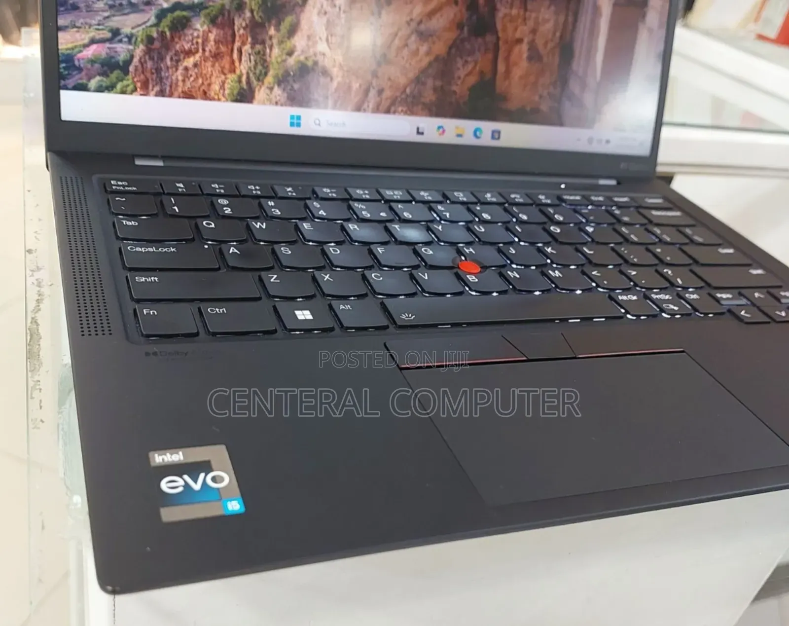 New Laptop Lenovo ThinkPad X1 Carbon 16GB Intel Core I5 SSD 512GB